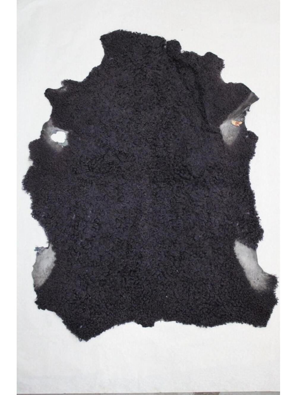 Showroom New Purple Lamb Fur Hide Fur Skin Rug Carpet 40" X 31"